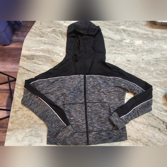 Aeropostale Tops - Live Love Dream Women’s XS Full Zip Hoodie Black Gray Athleisure Colorblock LLD